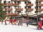 At 50 m. from the slopes! From 662 �/week a 2 rooms 4 pers.